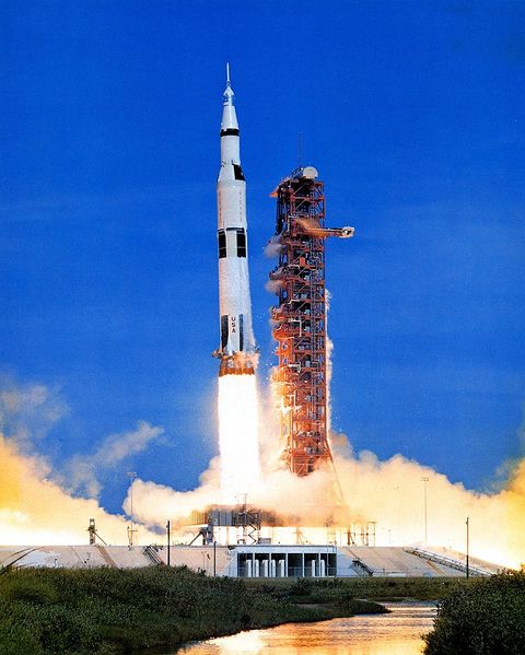 File:Apollo 15 launch.jpg
