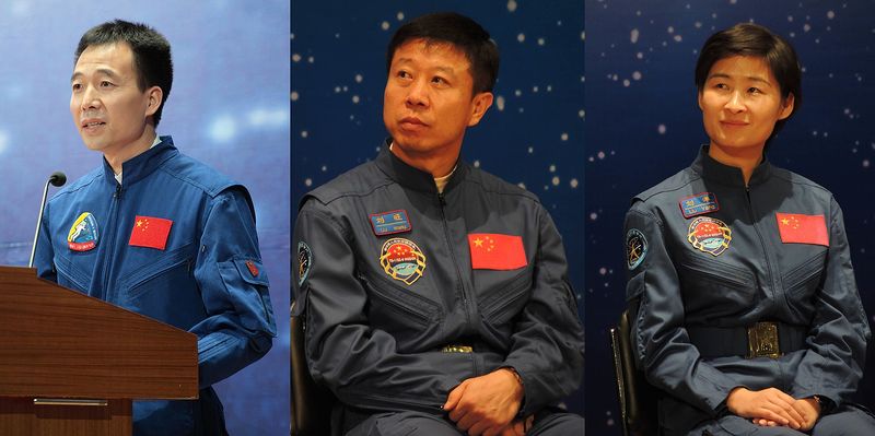 File:Shenzhou 9 crew.jpg