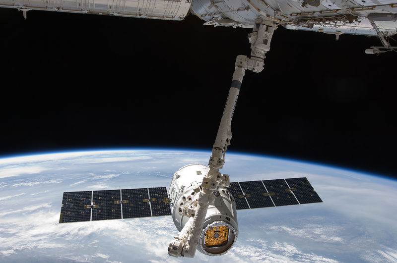 File:Dragon-ISS.jpg